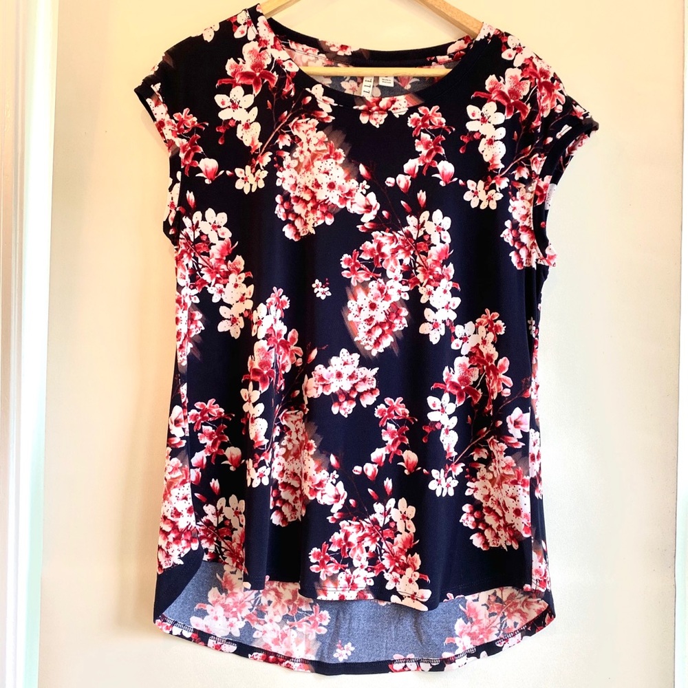 Short Sleeve Top